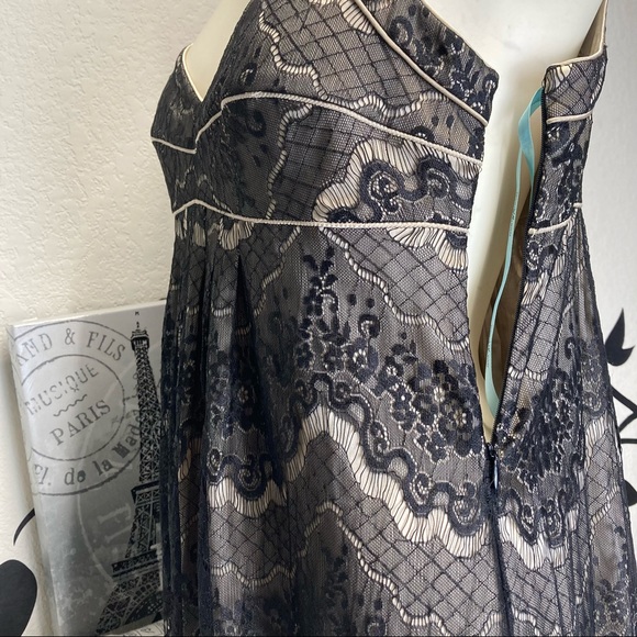 Marciano Lace And Silk Dress, Sz Small, black&Gold - Picture 4 of 12